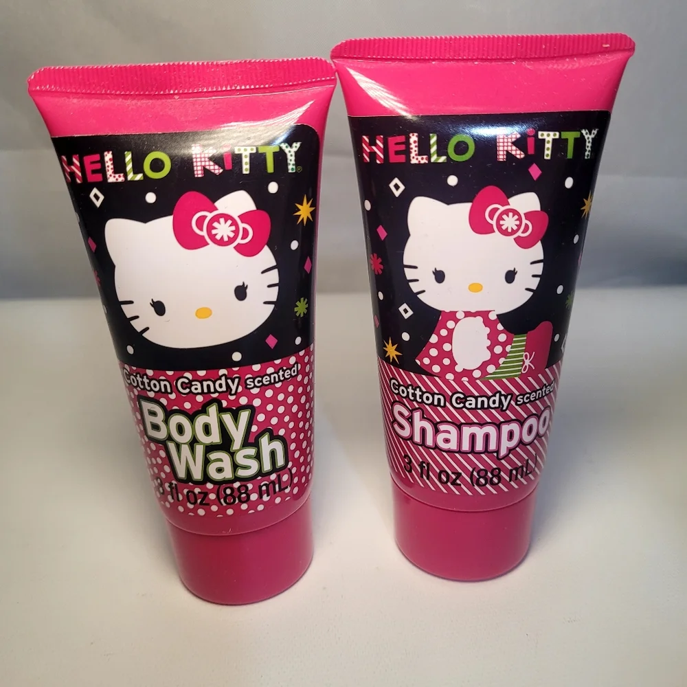 NEW HELLO KITTY Shampoo/Body Wash. Collectible NEW!